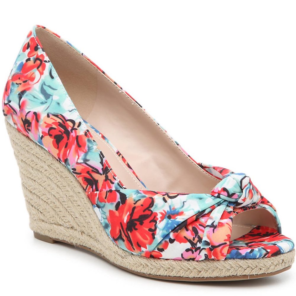 KELLY & KATIE IVALA ESPADRILLE WEDGE SANDAL SIZE 6